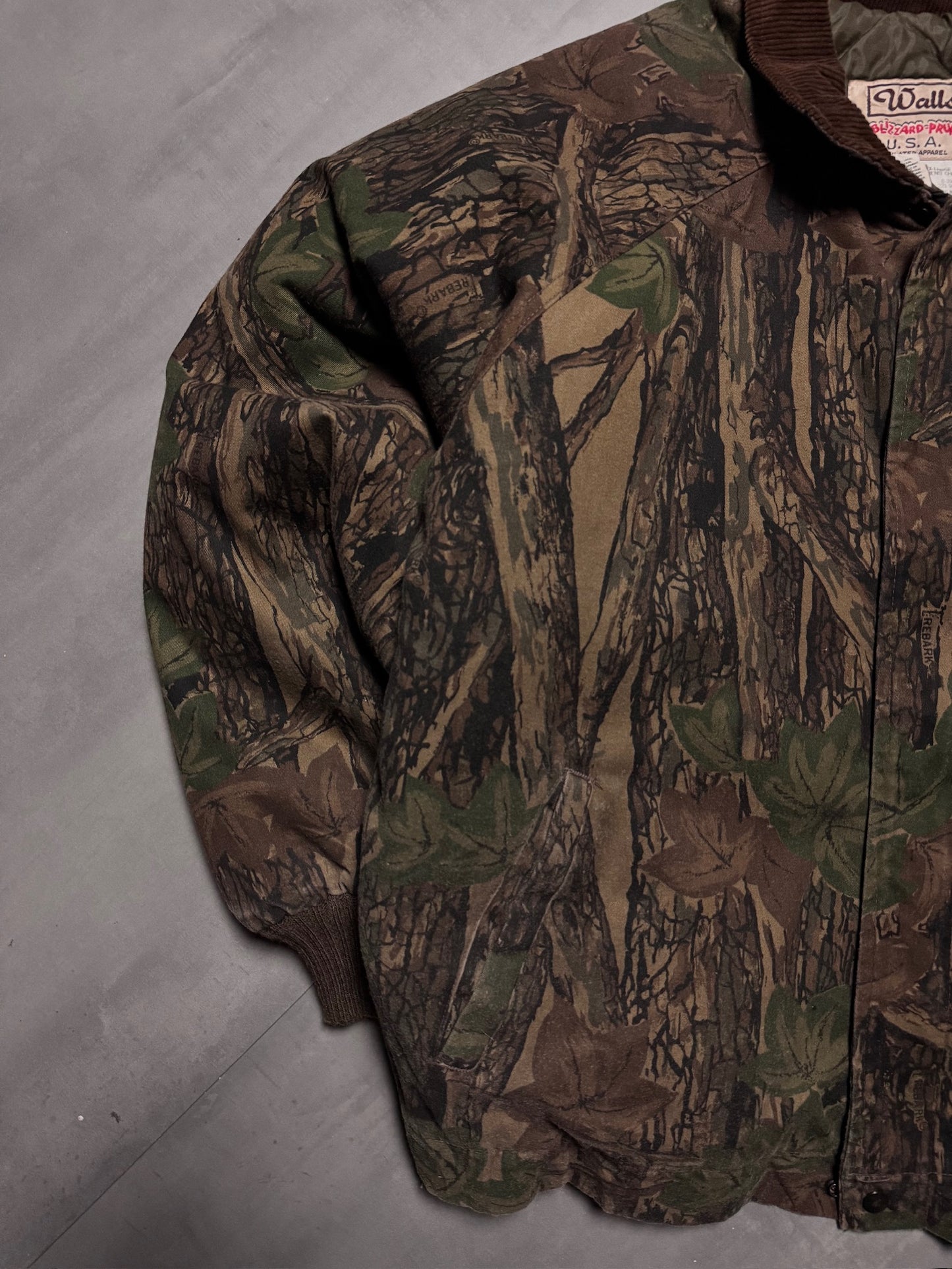 REALTREE WALLS BOMBER JACKET - XLARGE