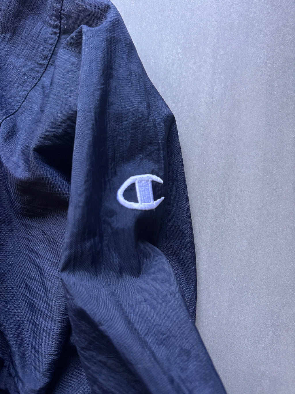 VINTAGE CHAMPION CALIFORNIA STATE UNIVERSITY NAVY WINDBREAKER - XL