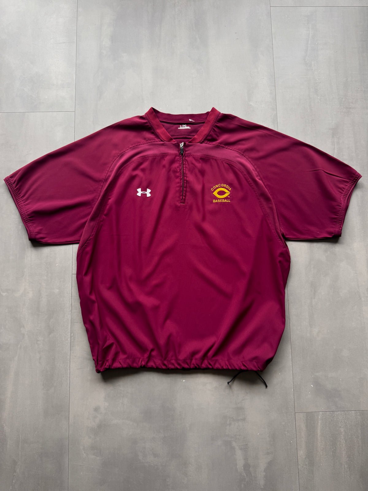 VINTAGE UNDERARMOUR CONCORDIA BASEBALL MAROON SPORT TEE - L