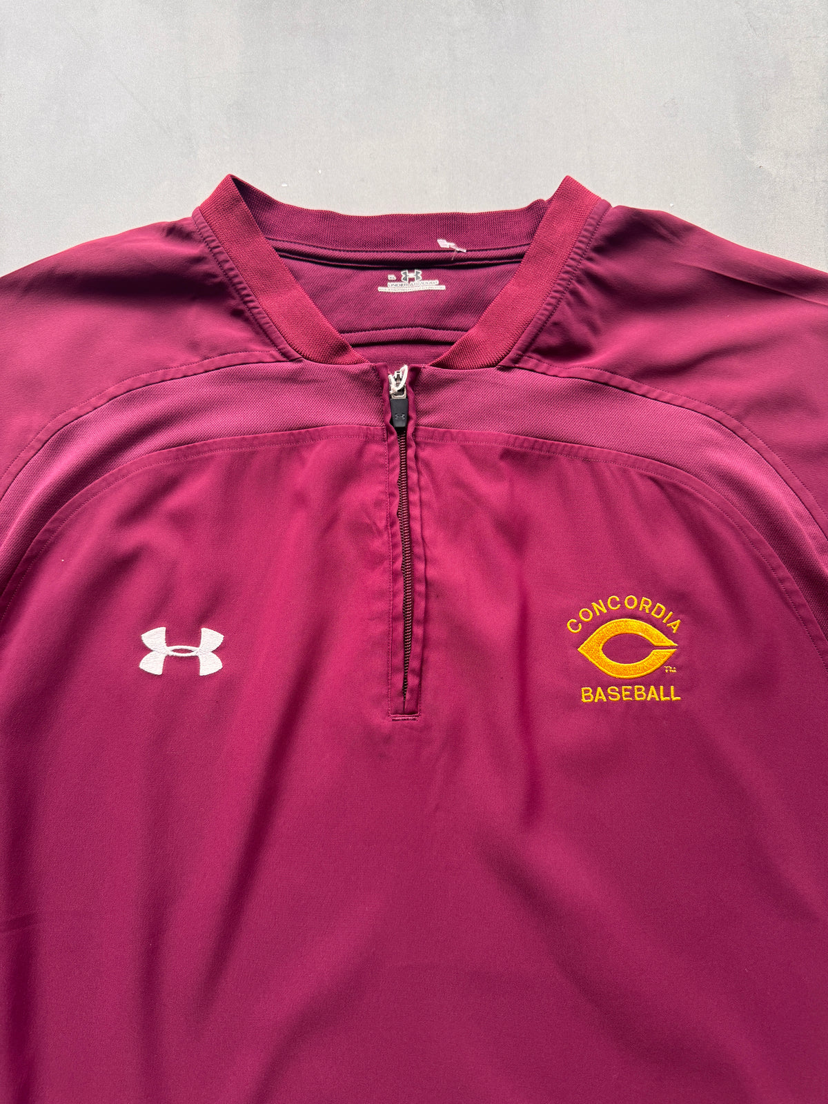 VINTAGE UNDERARMOUR CONCORDIA BASEBALL MAROON SPORT TEE - L