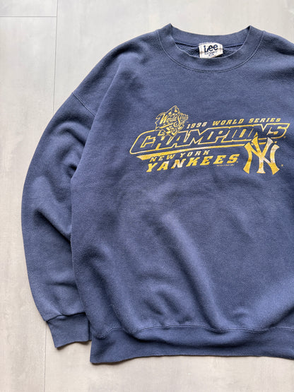 VINTAGE LEE NEW YORK YANKEES 1998 CHAMPIONS NAVY SWEATER - XL