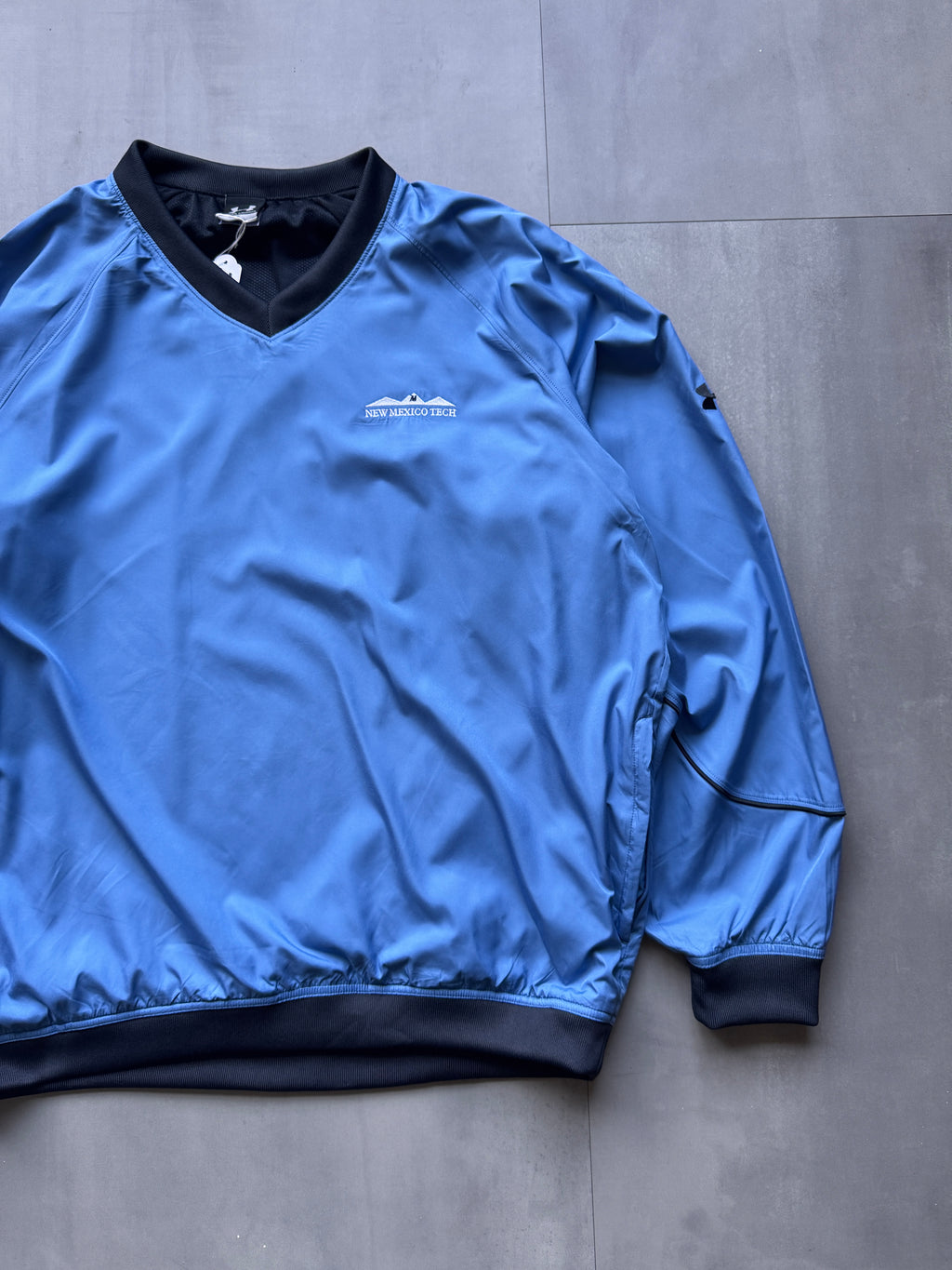 VINTAGE UNDERARMOUR NEW MEXICO TECH BLUE WINDBREAKER - XL