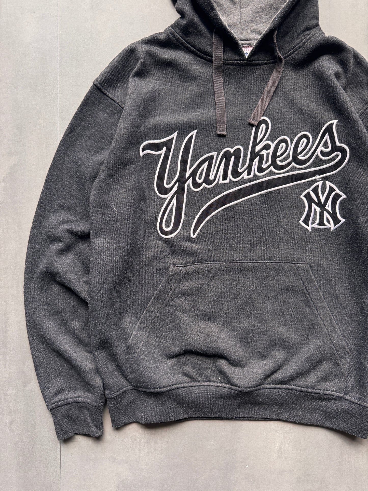 VINTAGE NEW YORK YANKEES GREY HOODIE - S