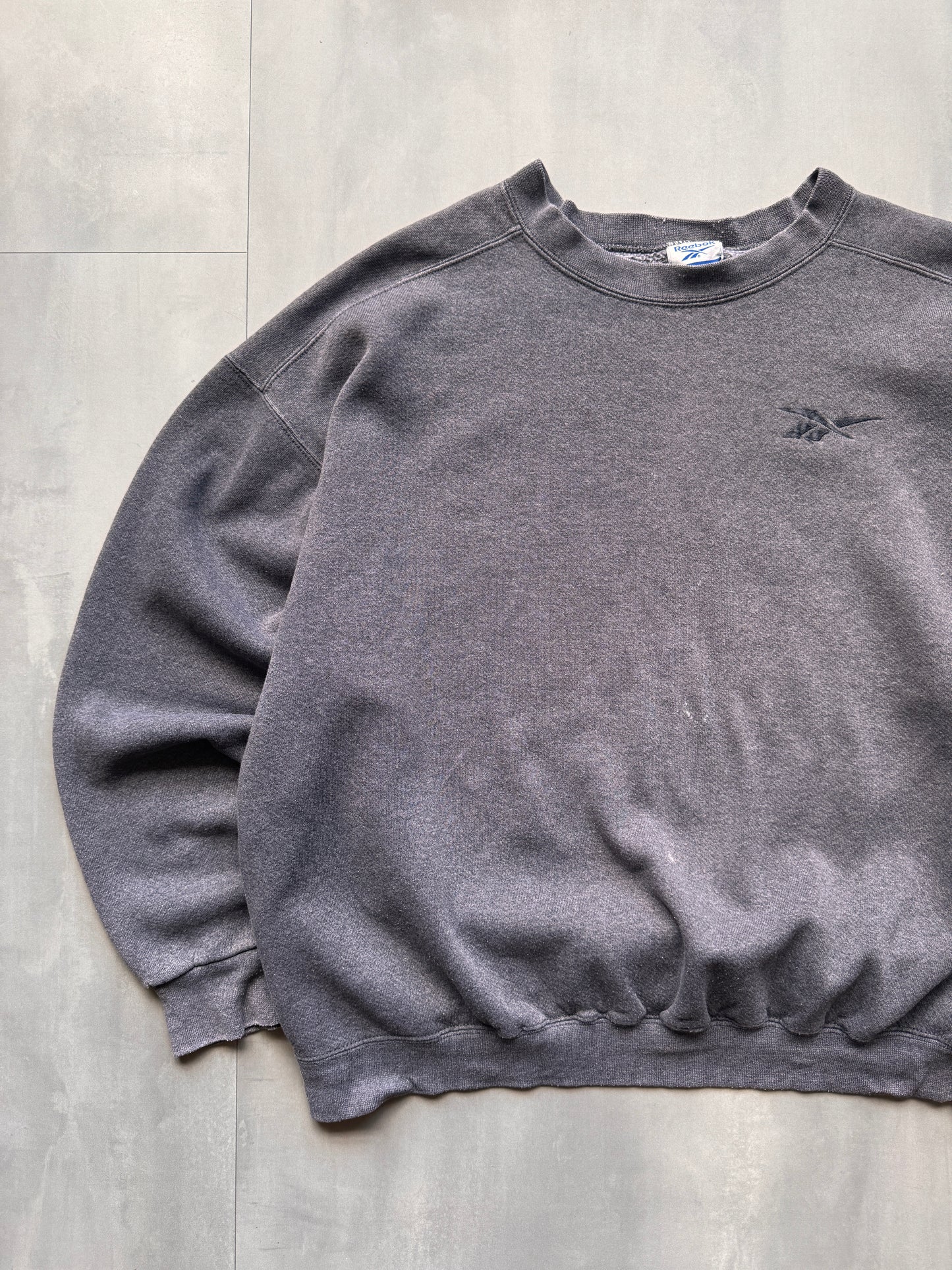 VINTAGE REEBOK GREY SWEATER - XL