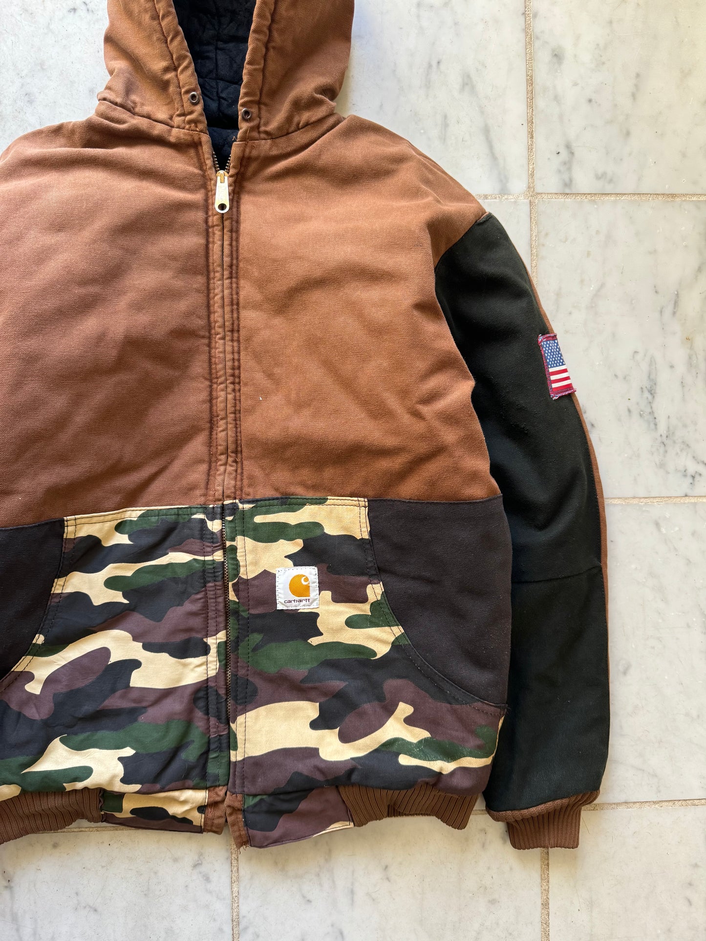 CARHARTT REWORKED CAMO PATTERN ACTIVE JACKET - XLARGE