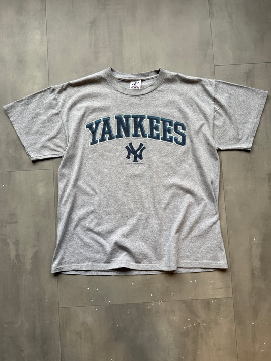 VINTAGE MLB NEW YORK YANKEES '00 GREY TEE - XL