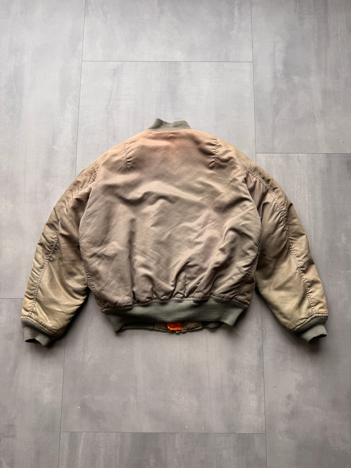 VINTAGE AVIREX LTD. GREEN M1 BOMBER JACKET - L