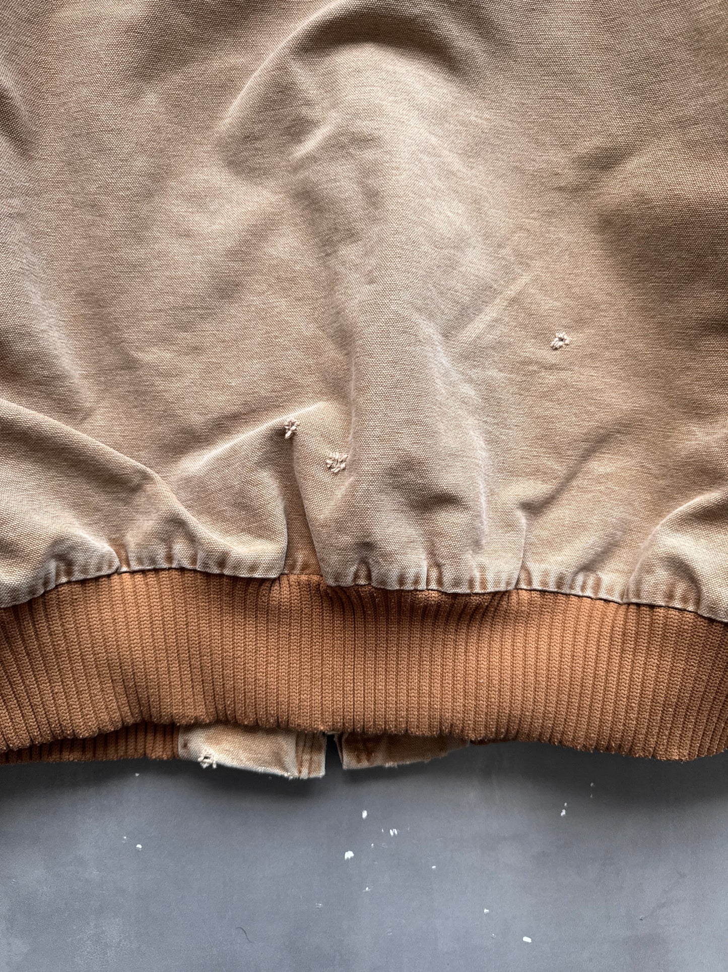 VINTAGE CARHARTT TAN FADED ACTIVE JACKET - XL