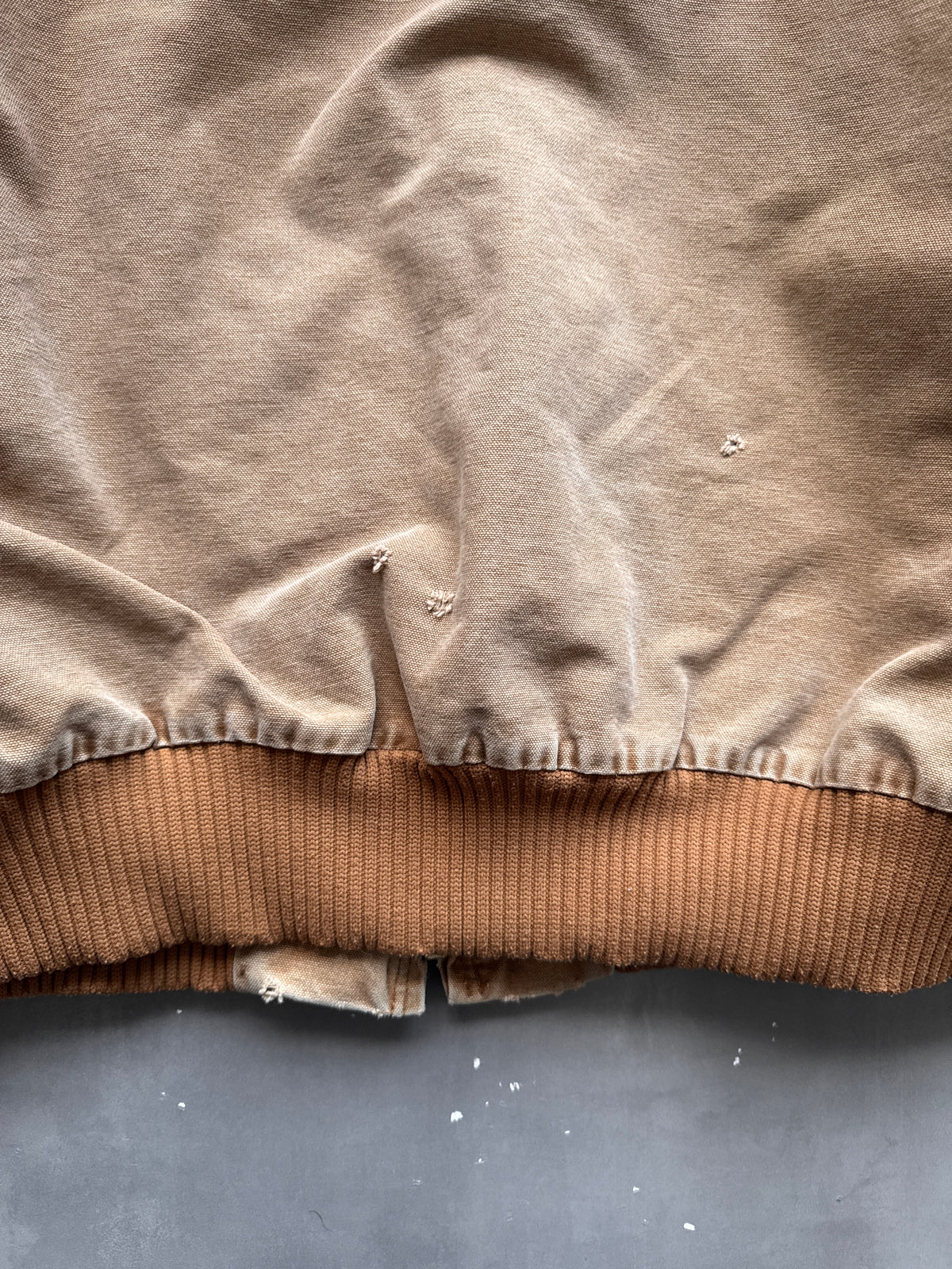 VINTAGE CARHARTT TAN FADED ACTIVE JACKET - XL