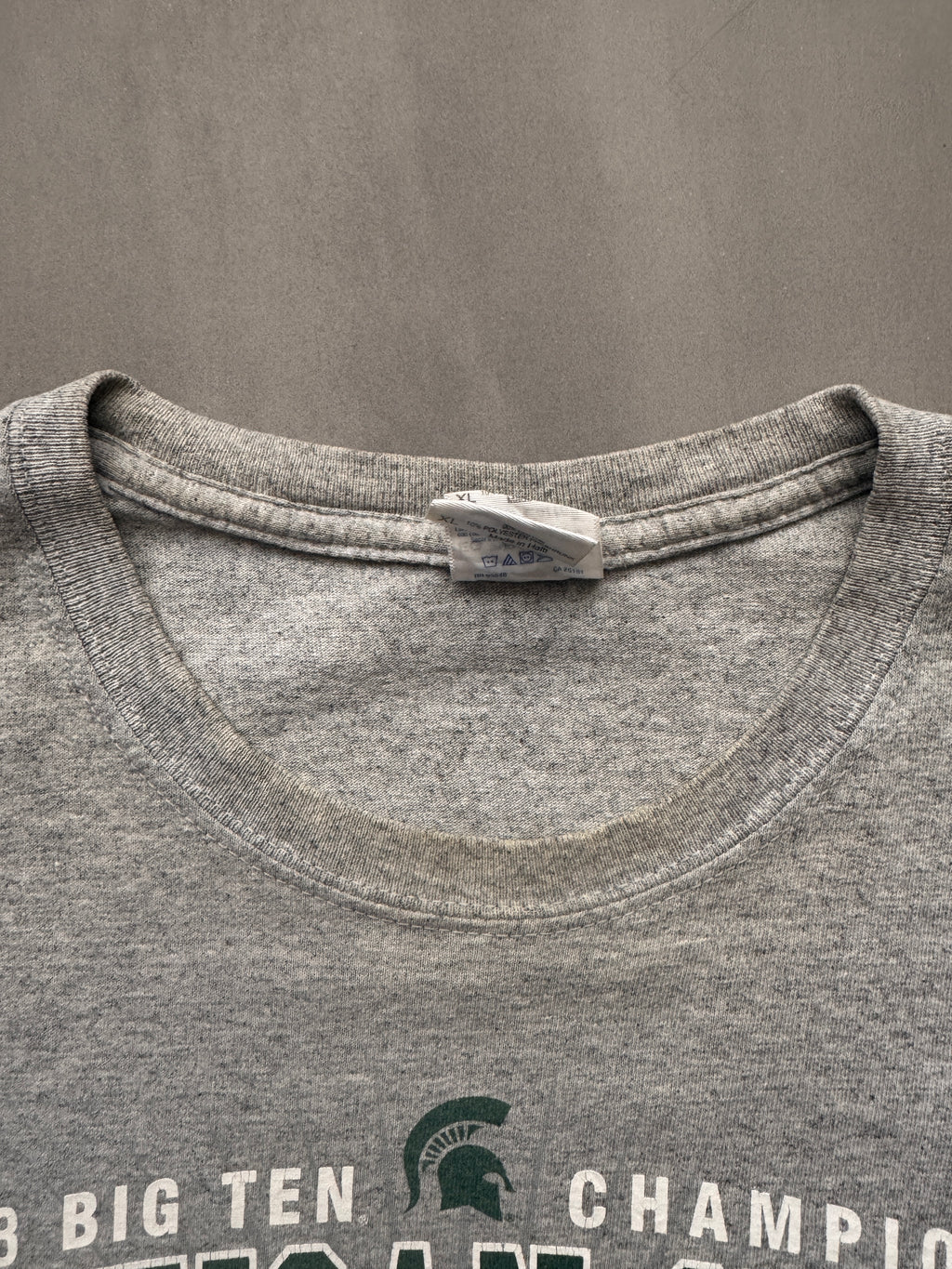 VINTAGE MICHIGAN STATE GREY TEE - XL