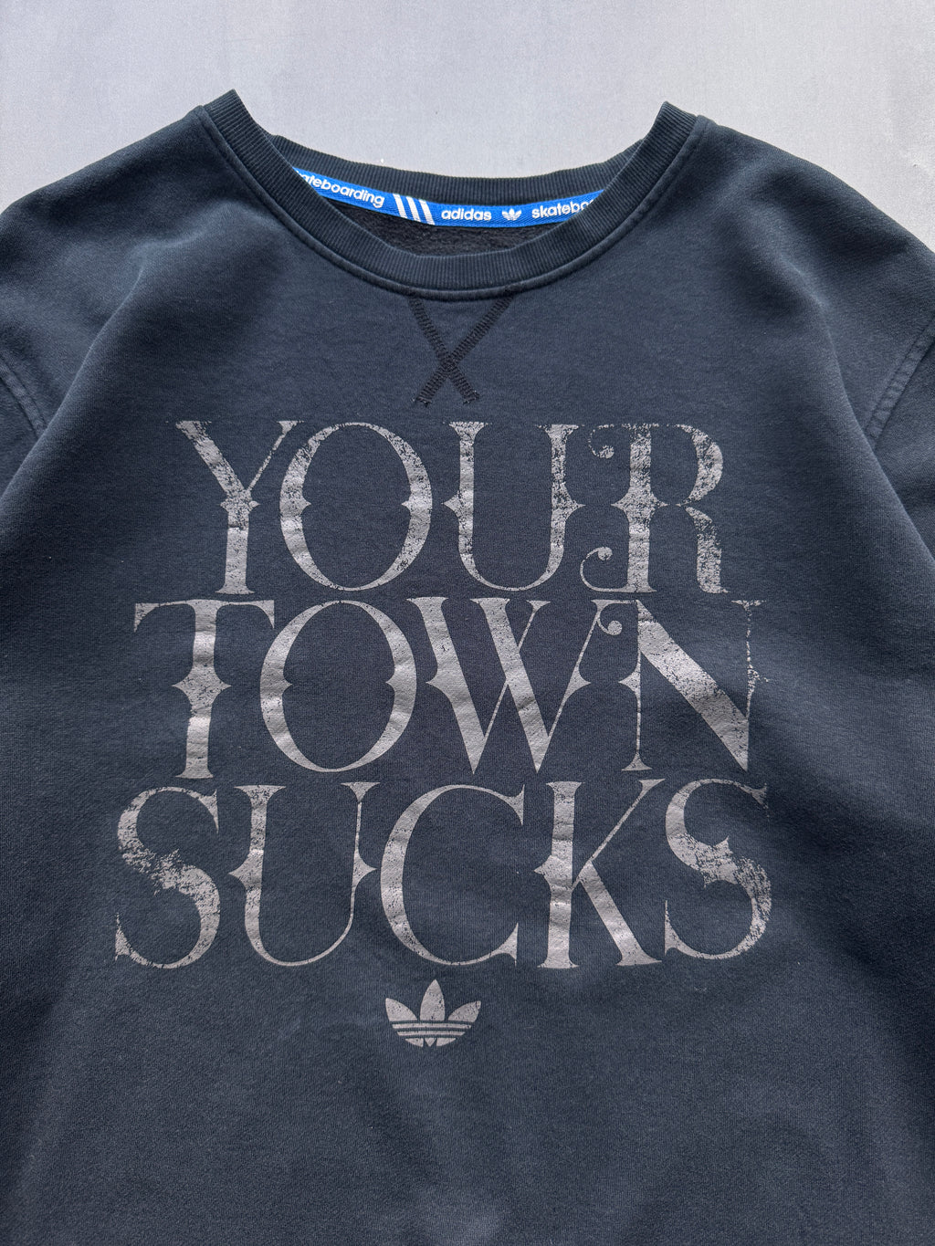 VINTAGE ADIDAS 'YOUR TOWN SUCKS' BLACK SWEATER - L
