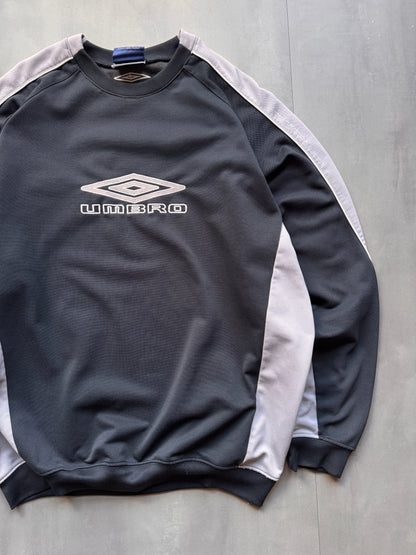 VINTAGE UMBRO BLACK SWEATER - L