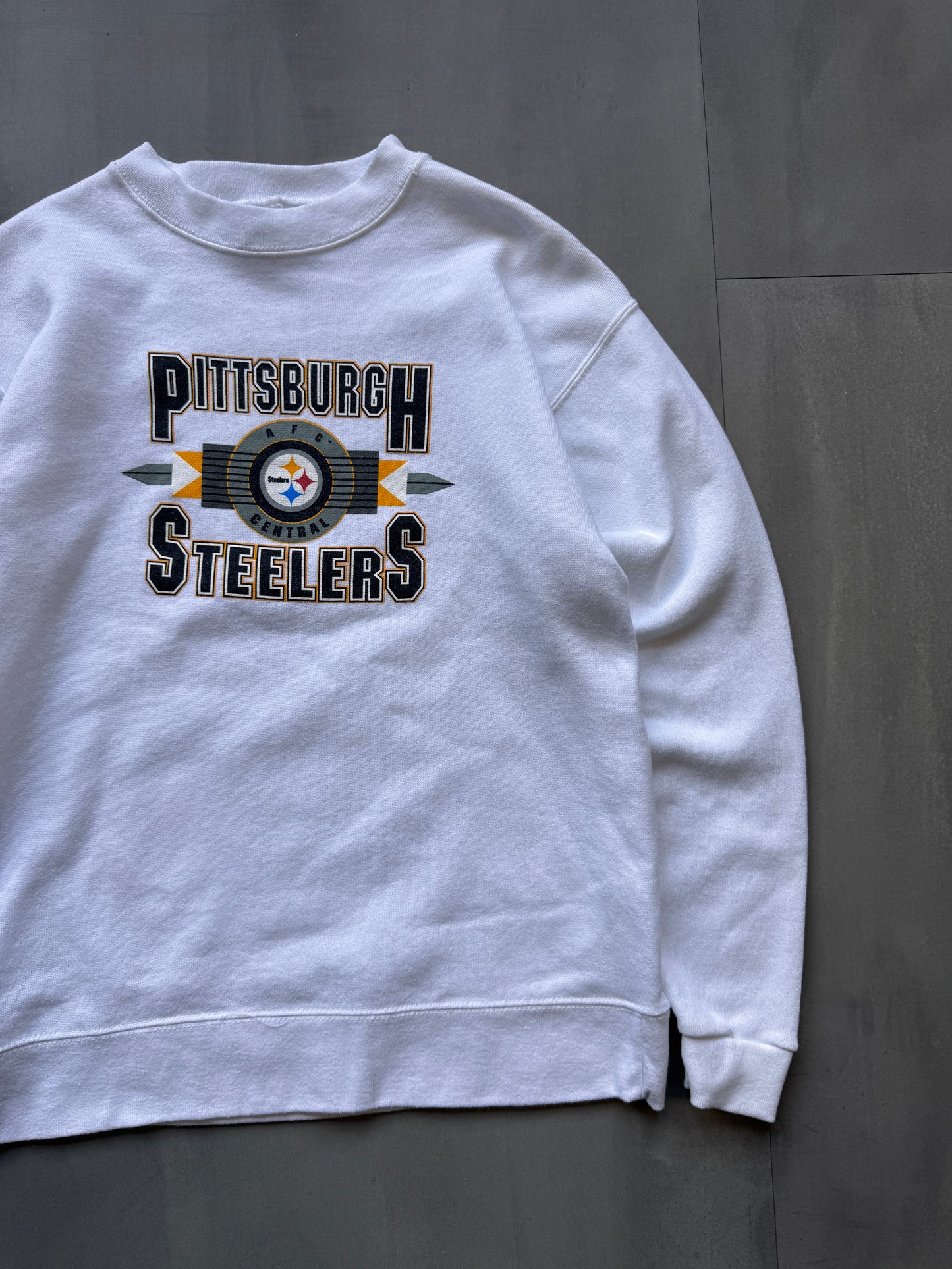 VINTAGE NFL PITTSBURGH STEELERS WHITE SWEATER - XSMALL