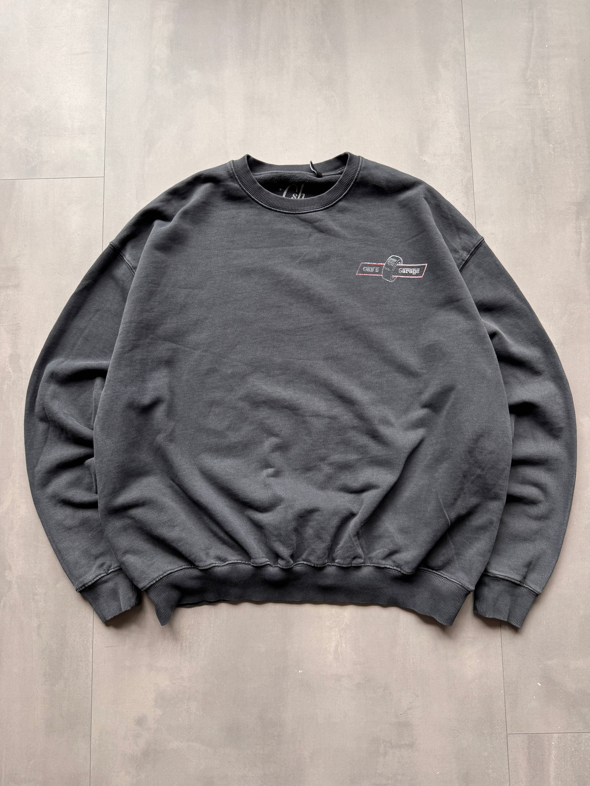 OSHKOSH GREY WHITE LAMBORGHINI SWEATER - L
