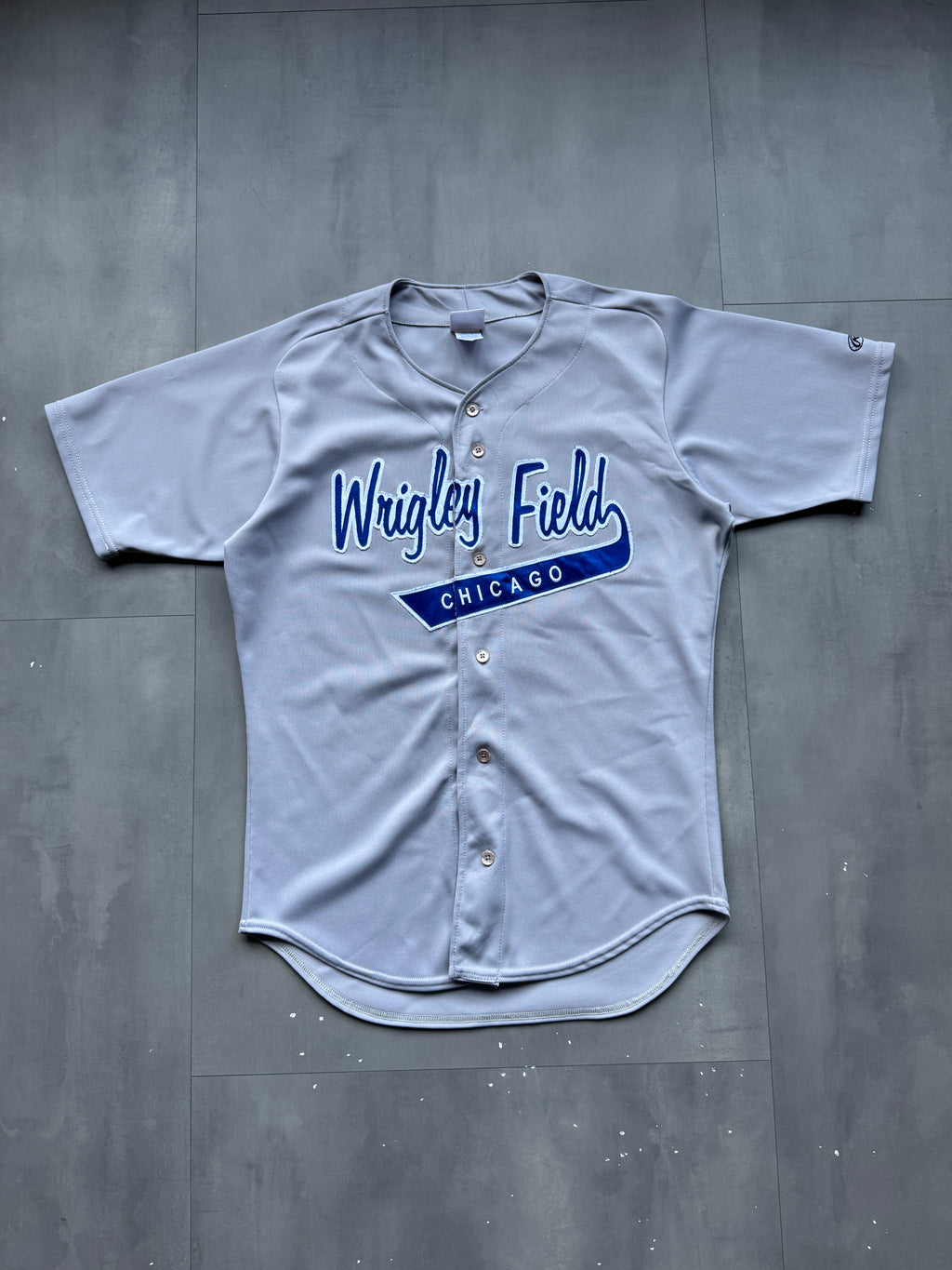 VINTAGE RAWLINGS MLB WRIGLEY FIELD CHICAGO CUBS JERSEY - L