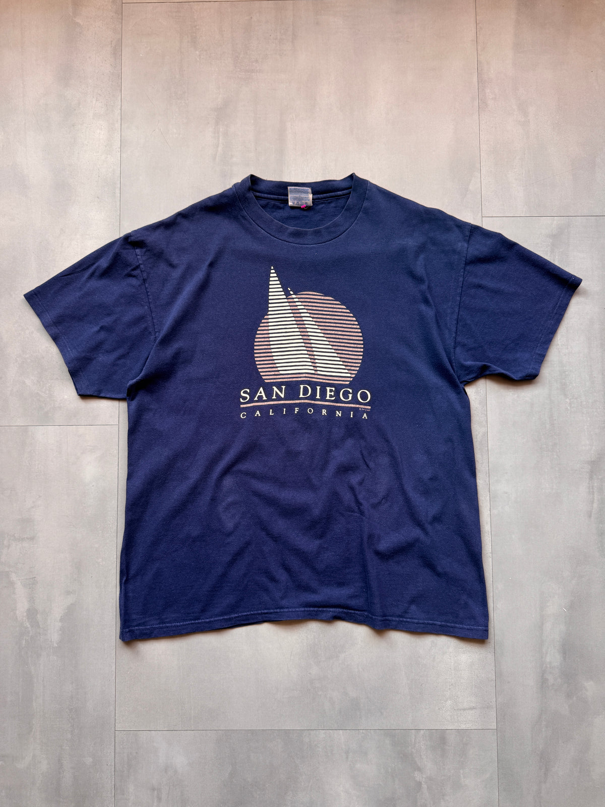 VINTAGE SAN DIEGO NAVY TEE - XL