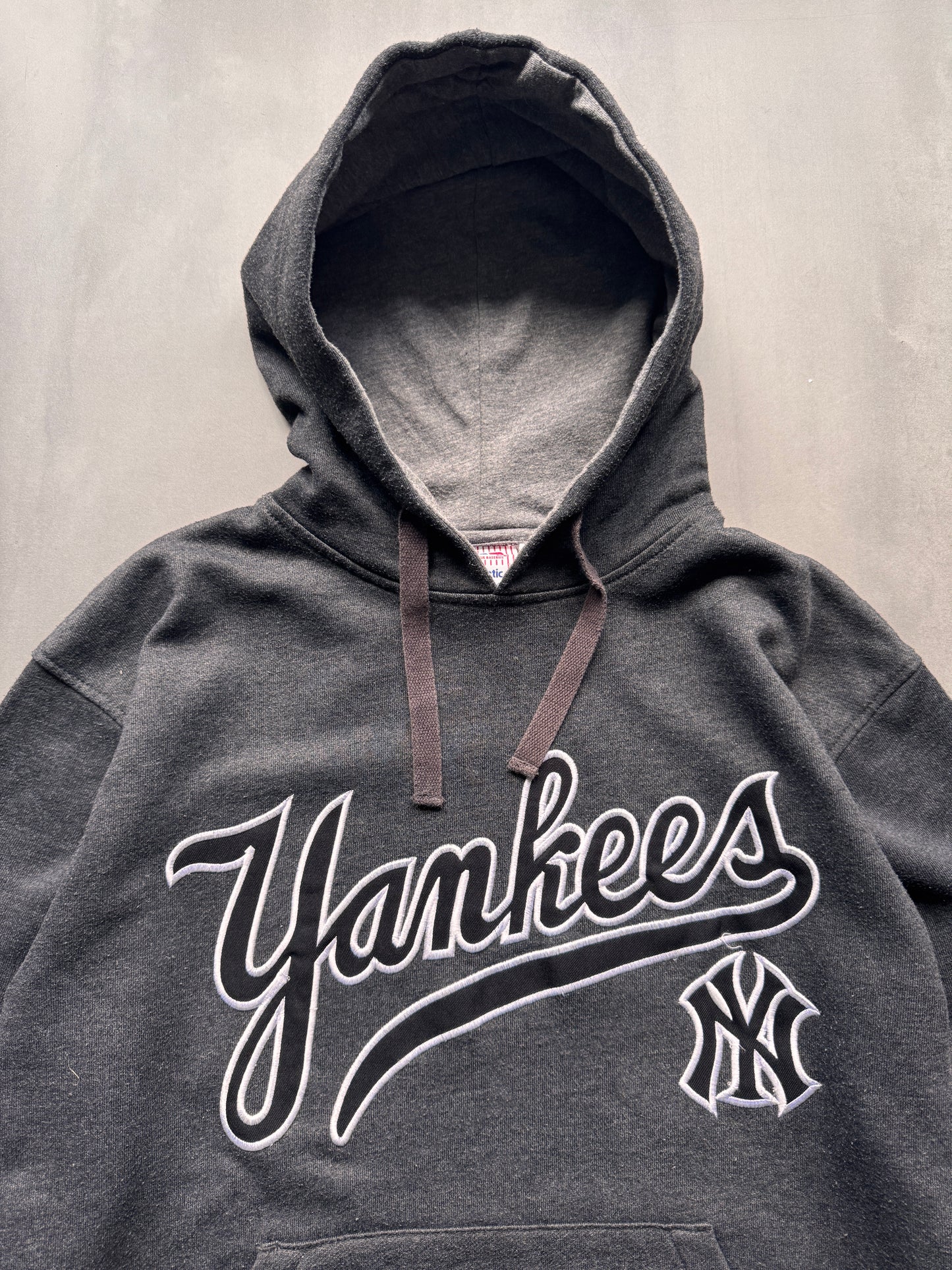 VINTAGE NEW YORK YANKEES GREY HOODIE - S