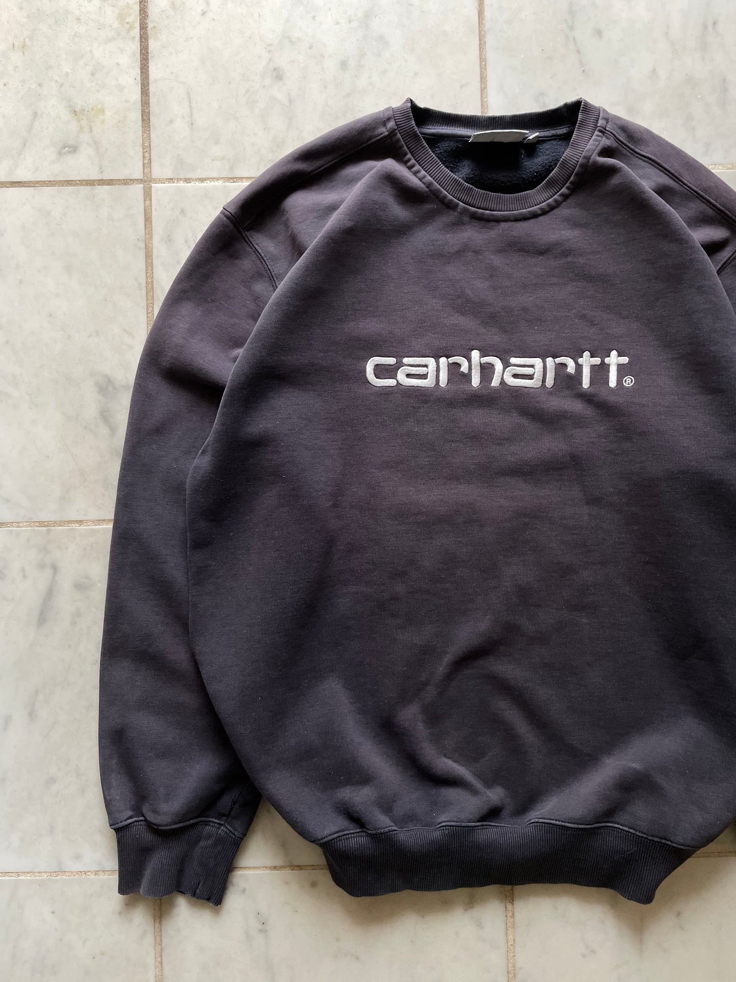 CARHARTT LOGO NAVY SWEATER - LARGE