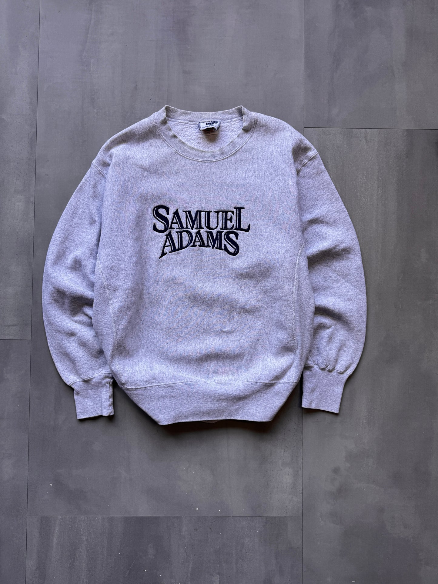 VINTAGE LEE SAMUEL ADAMS GREY SWEATER - MEDIUM