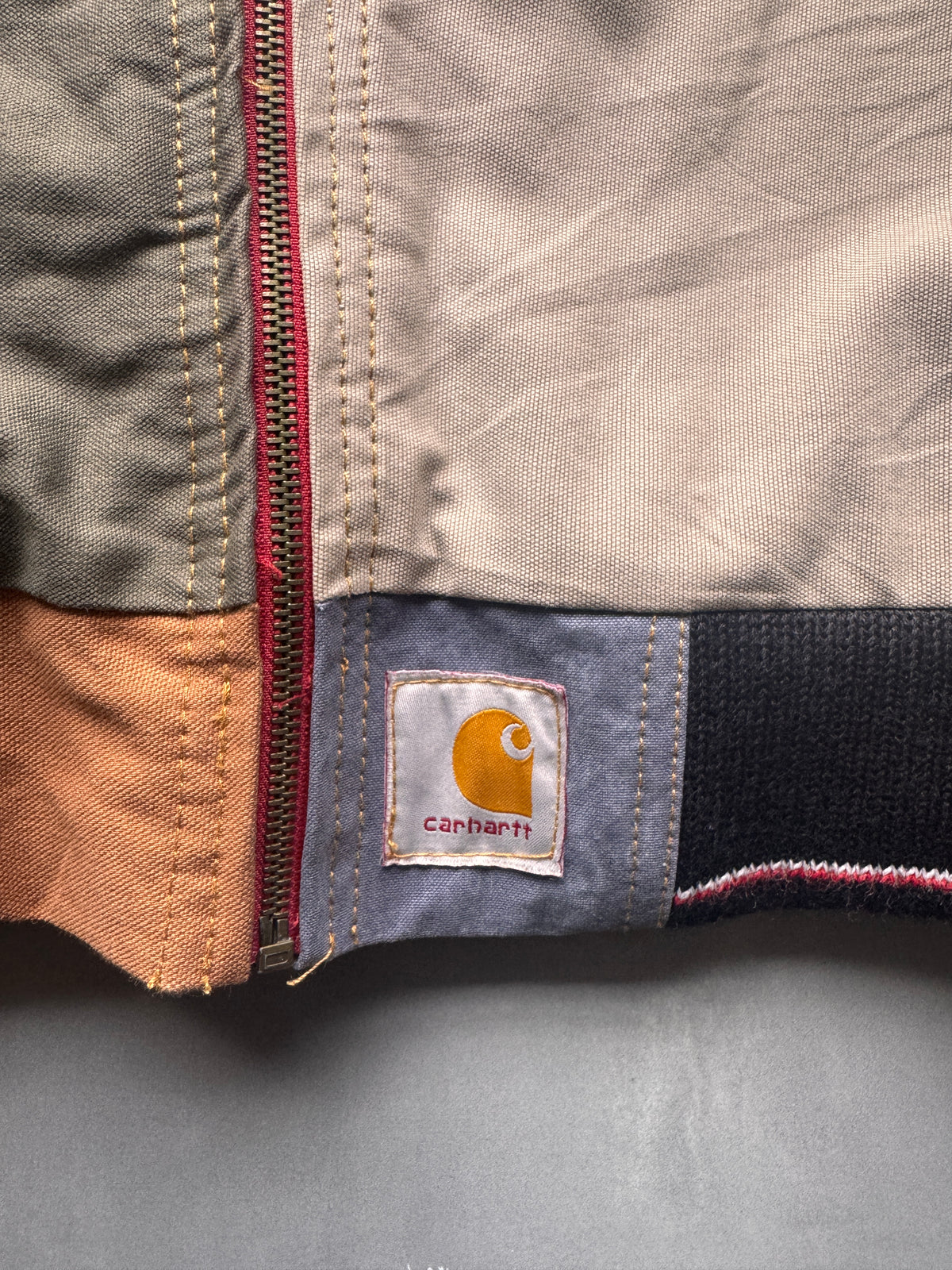 VINTAGE CARHARTT REWORKED SHERPA LINED MULTICOLOR DETROIT JACKET - S