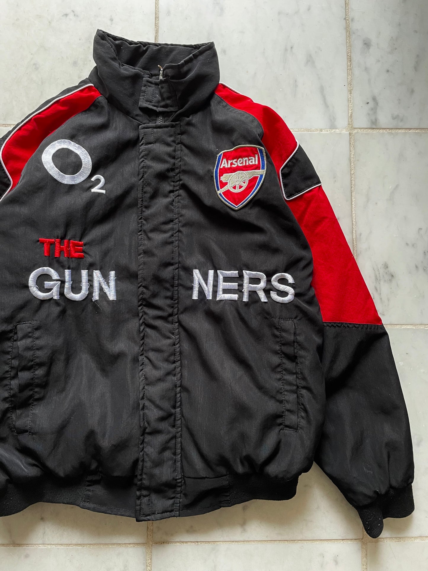 ARSENAL F.C. 'THE GUNNERS' JACKET - MEDIUM