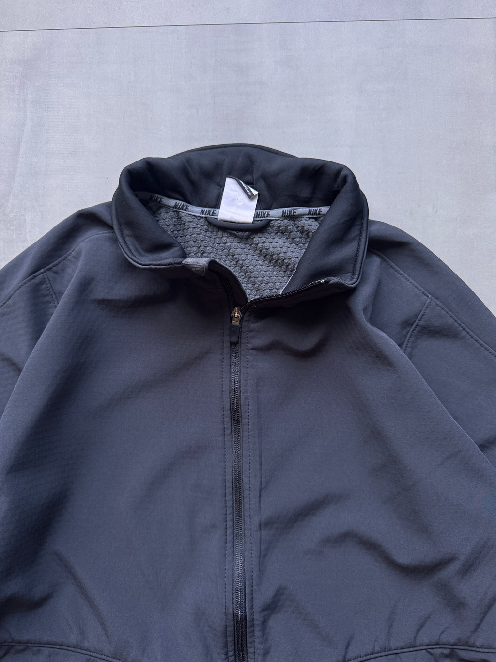 VINTAGE NIKE BLACK TRACK JACKET - XL
