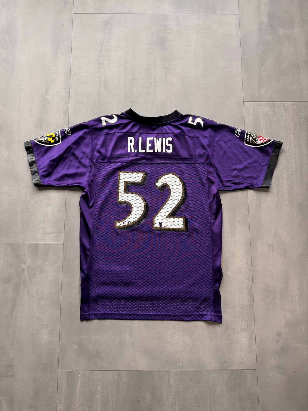 VINTAGE REEBOK NFL BALTIMORE RAVENS 'RAY LEWIS' JERSEY - XS