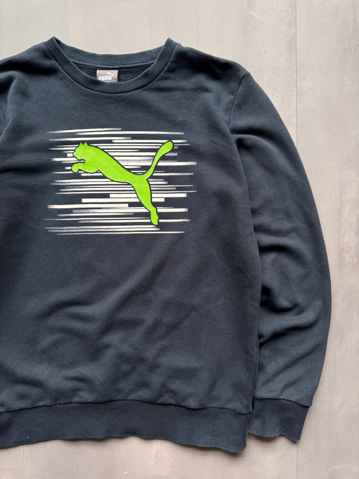 VINTAGE PUMA BLACK SWEATER - S