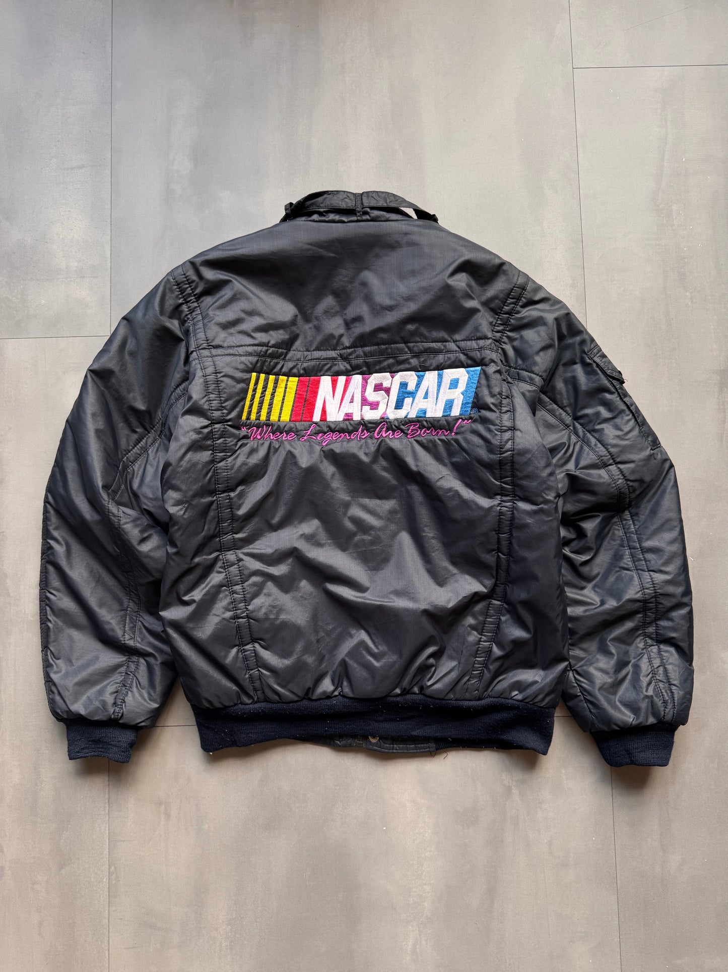 VINTAGE NASCAR BLACK PUFFER JACKET - M