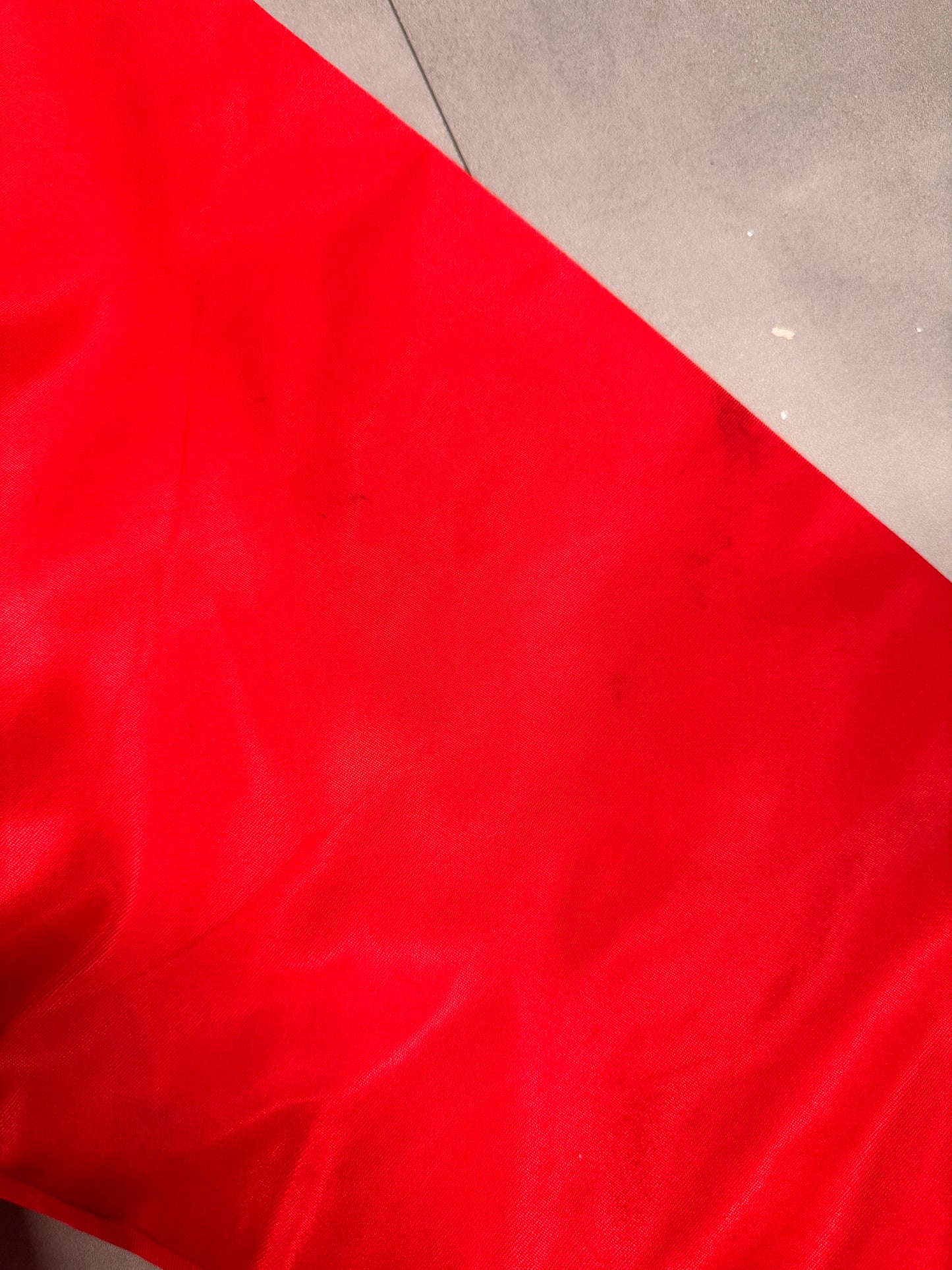 VINTAGE NHL STARTER DETROIT RED WINGS RED SATIN BOMBER JACKET - L