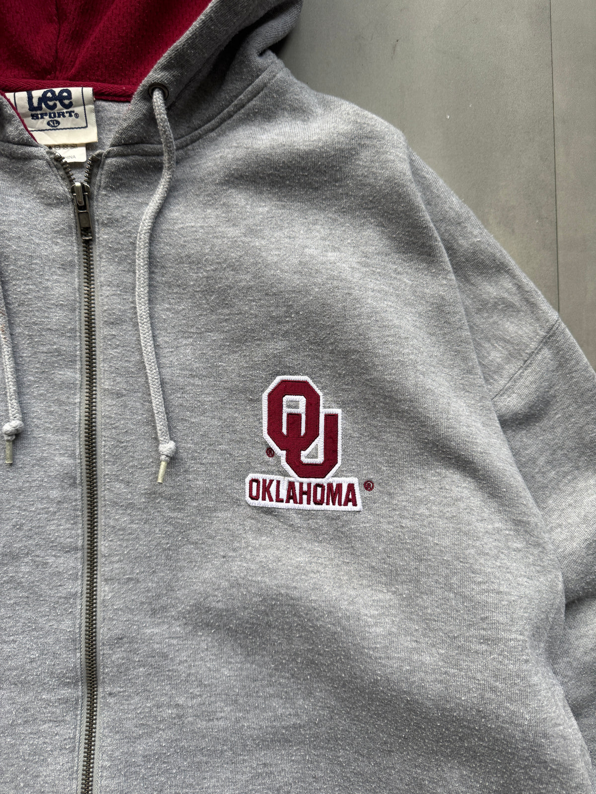 VINTAGE LEE OKLAHOMA SOONERS GREY ZIP UP HOODIE - XL