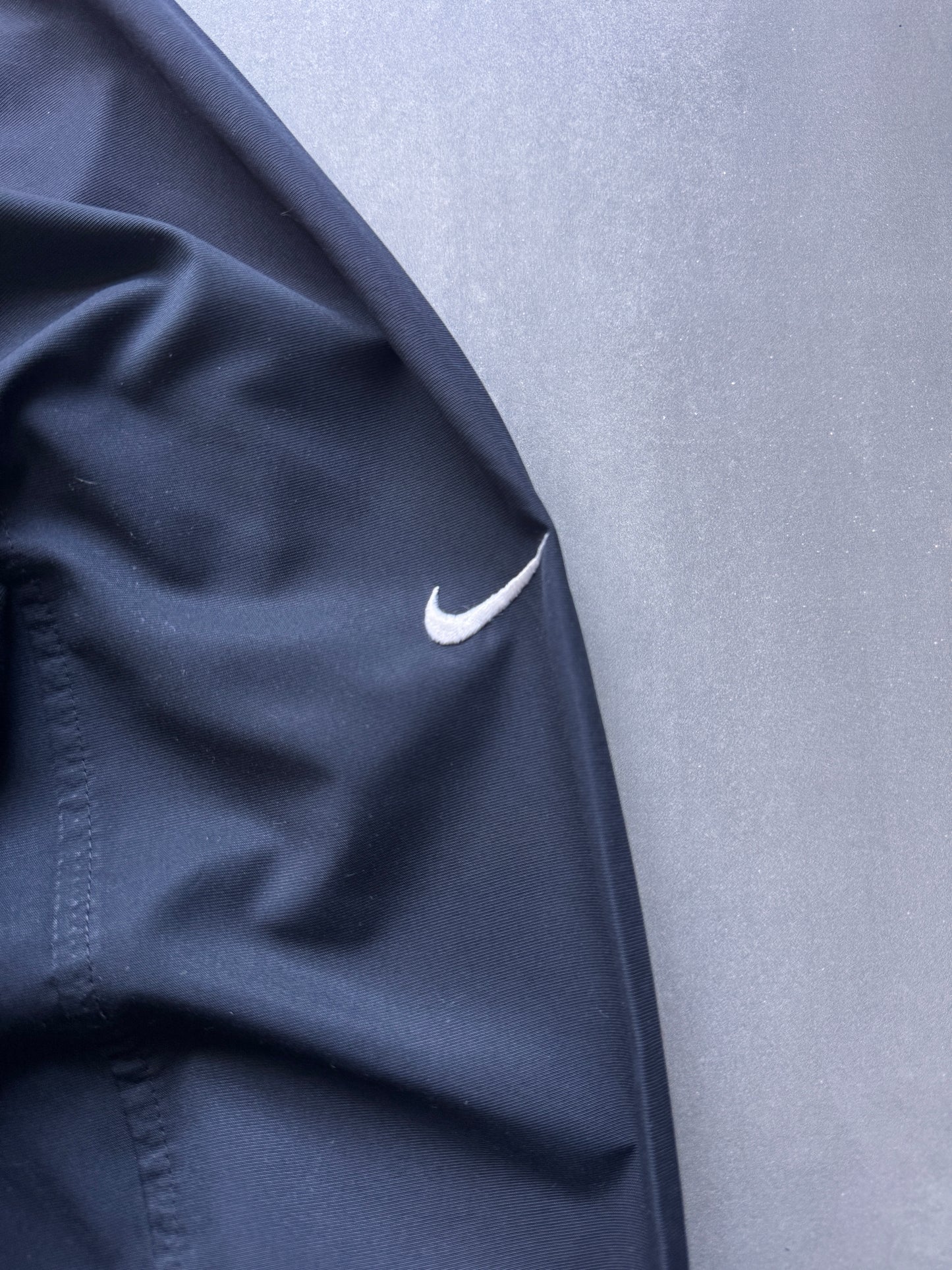 VINTAGE NIKE GOLF BLACK WINDBREAKER - XL
