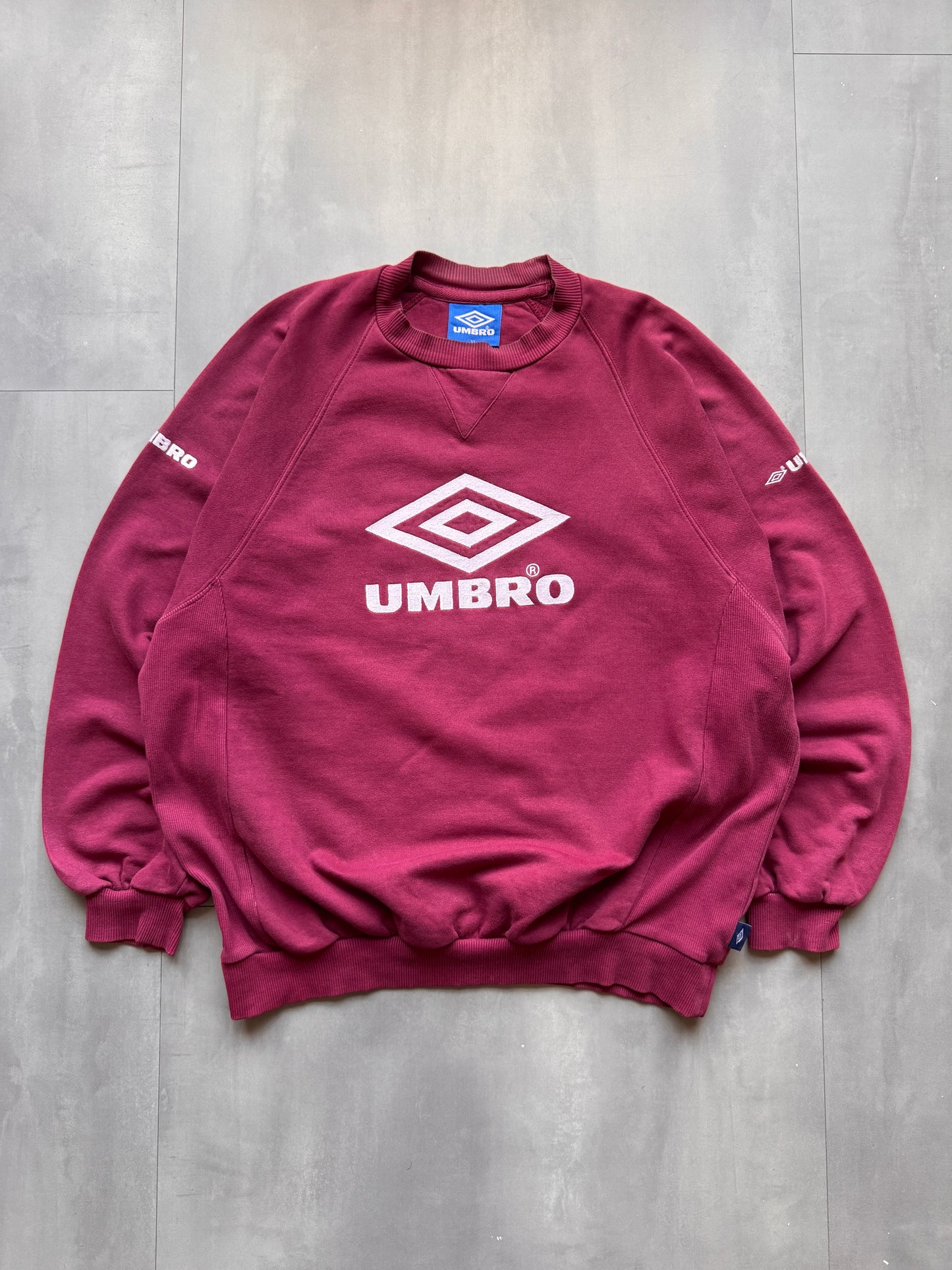 VINTAGE UMBRO MAROON SWEATER - L