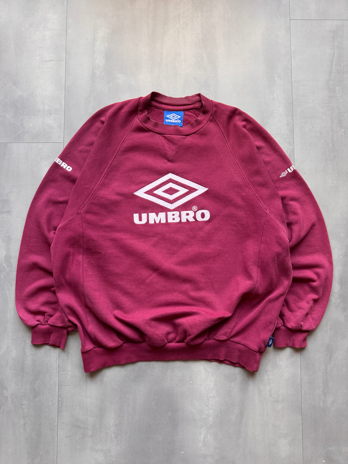 VINTAGE UMBRO MAROON SWEATER - L