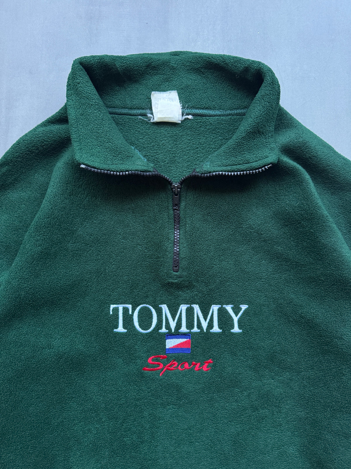 VINTAGE TOMMY HILFIGER SPORT 90s GREEN FLEECE SWEATER - XL