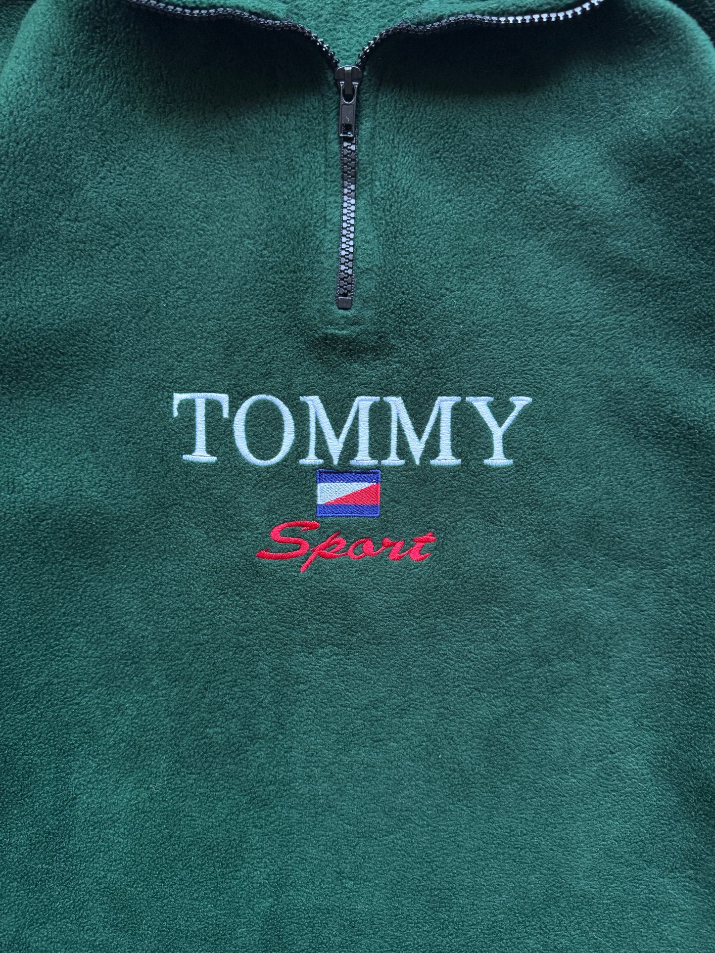 VINTAGE TOMMY HILFIGER SPORT 90s GREEN FLEECE SWEATER - XL