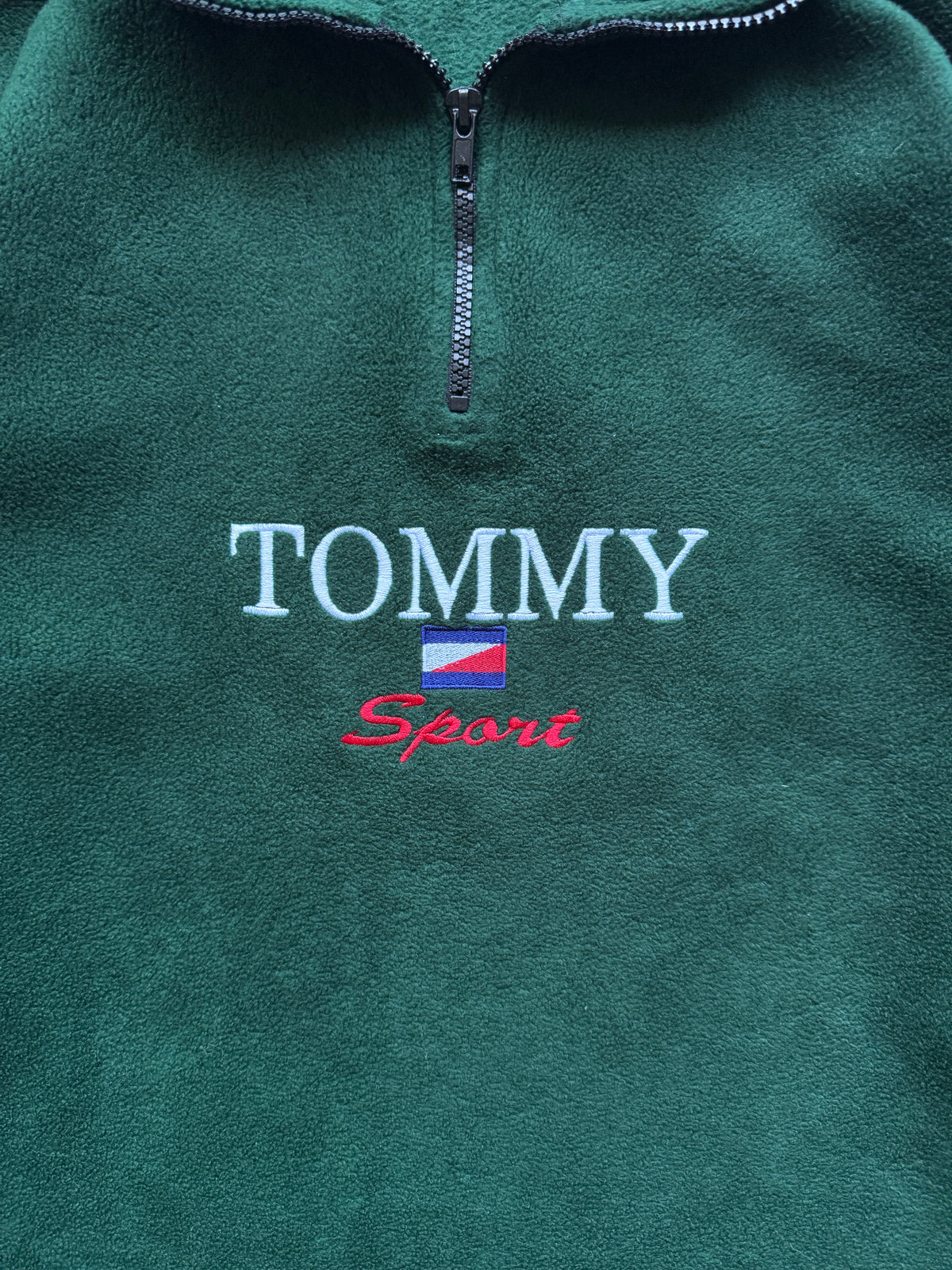 VINTAGE TOMMY HILFIGER SPORT 90s GREEN FLEECE SWEATER - XL
