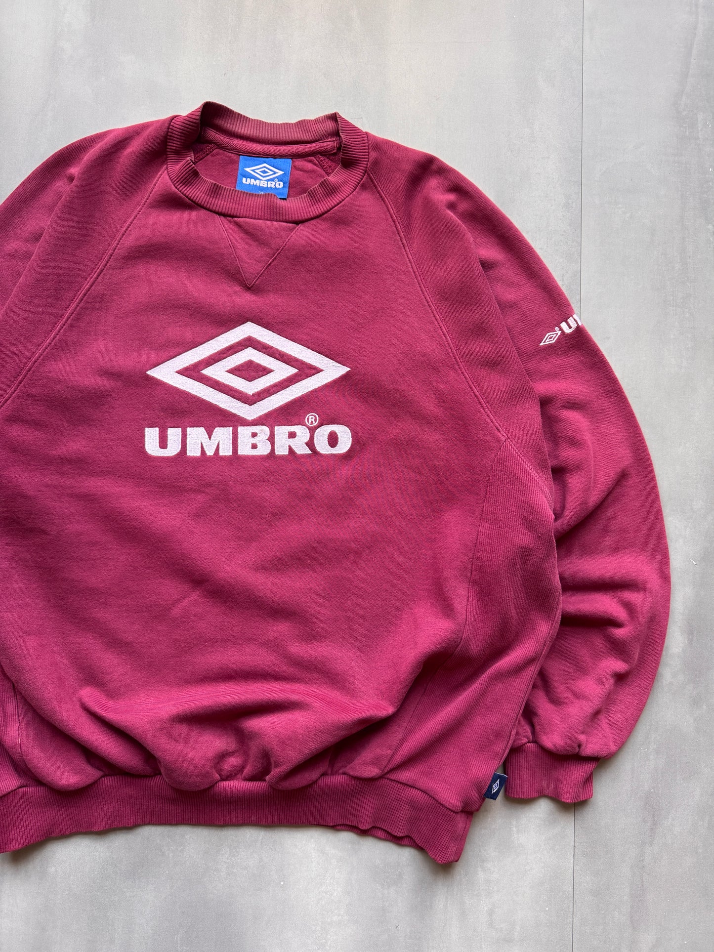 VINTAGE UMBRO MAROON SWEATER - L