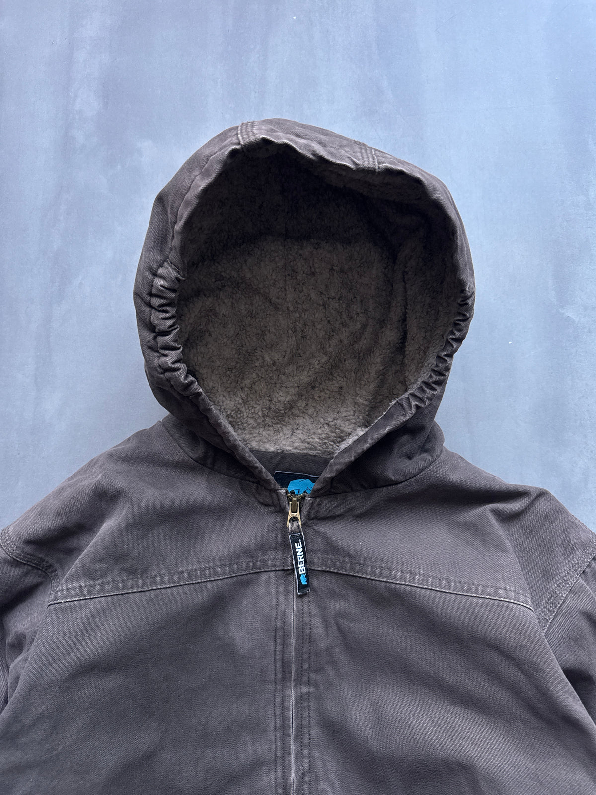 VINTAGE BERNE BROWN SHERPA LINED ACTIVE JACKET - M