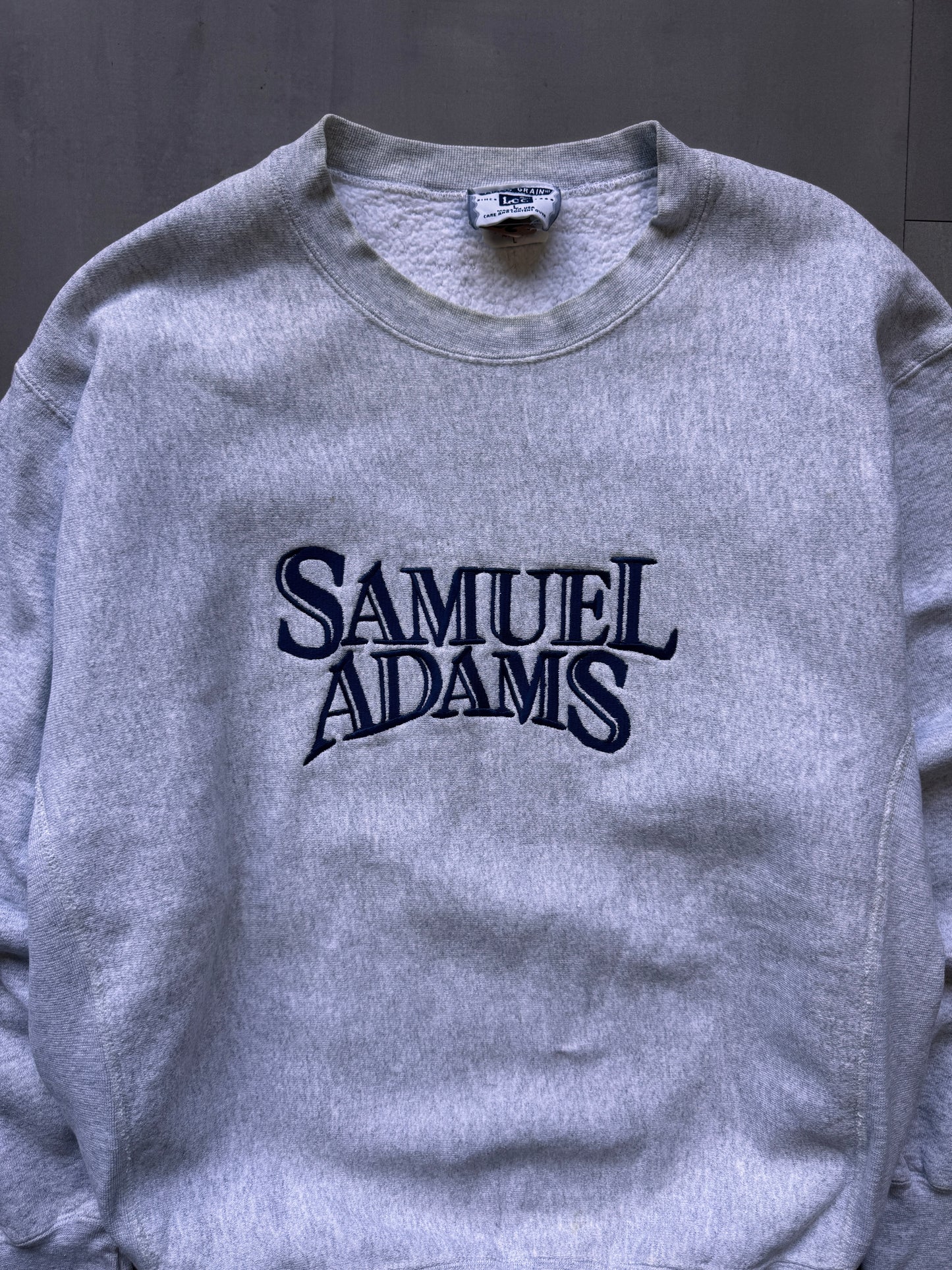 VINTAGE LEE SAMUEL ADAMS GREY SWEATER - MEDIUM