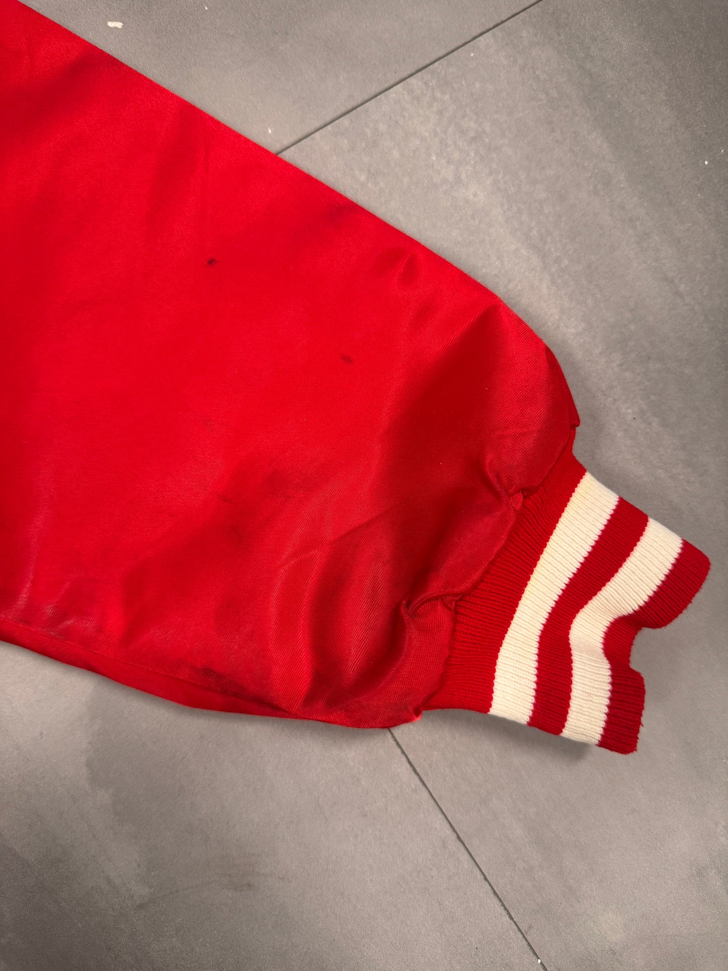 VINTAGE NHL STARTER DETROIT RED WINGS RED SATIN BOMBER JACKET - L