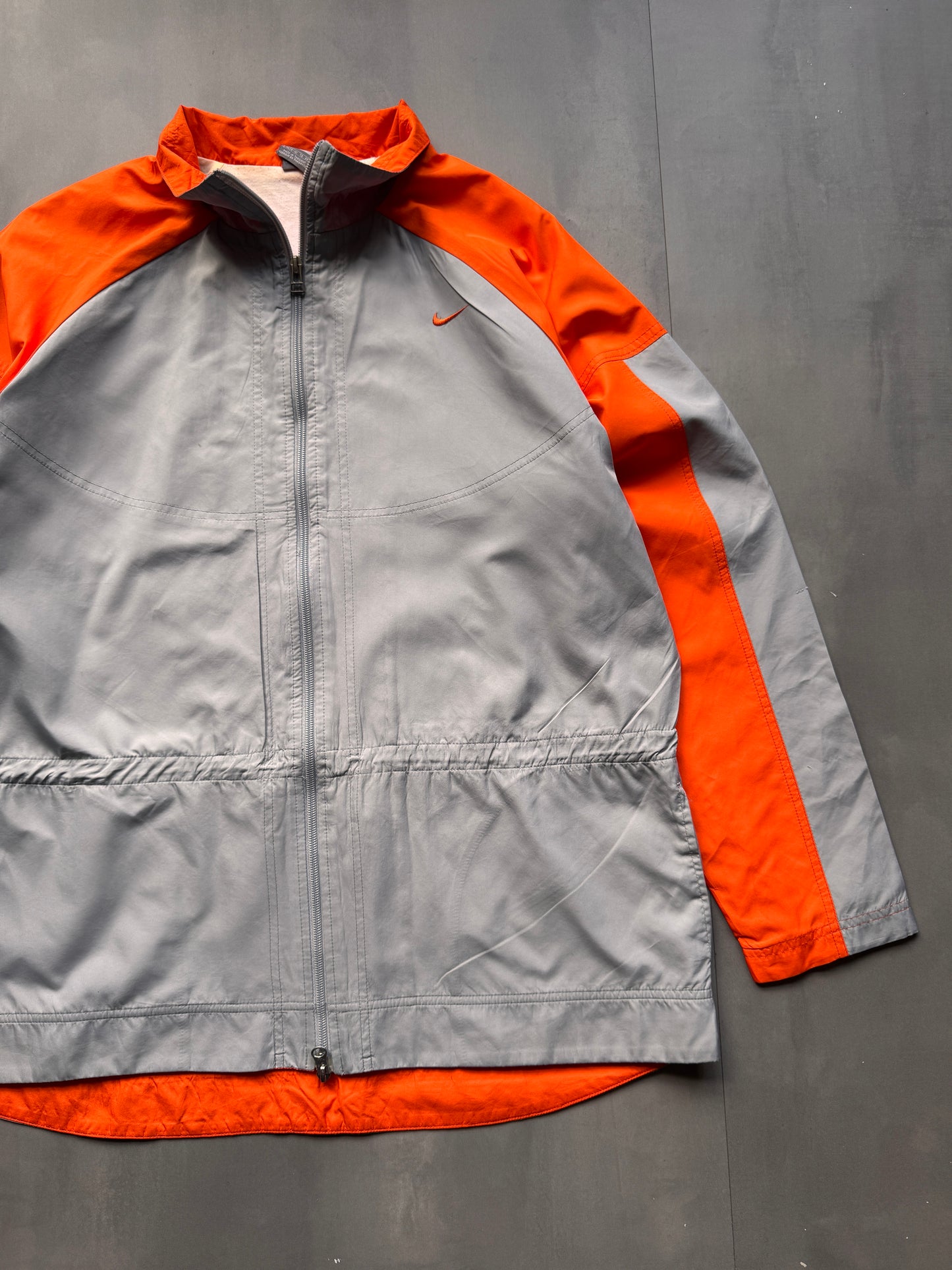 VINTAGE NIKE GREY/ORANGE TRACK JACKET - M