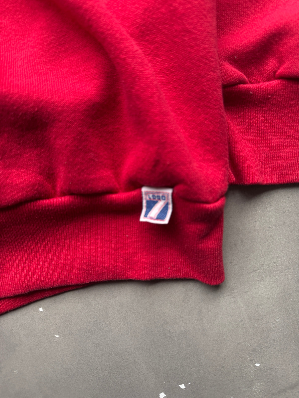 VINTAGE NFL KANSAS CITY CHIEFS RED SWEATER - M