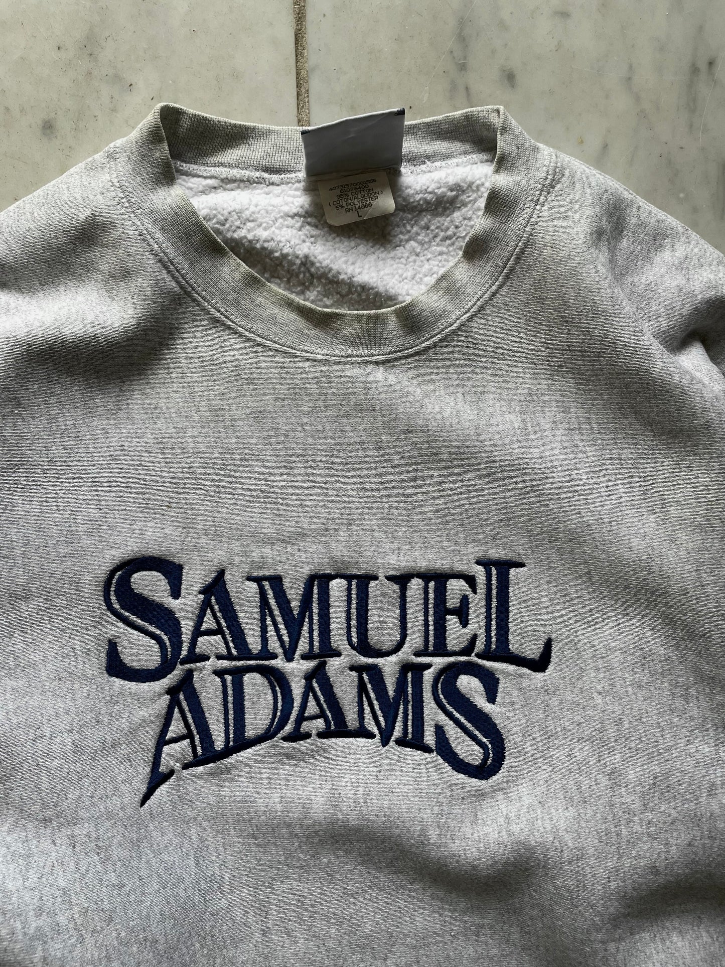 LEE SAMUEL ADAMS GREY SWEATER - MEDIUM/LARGE