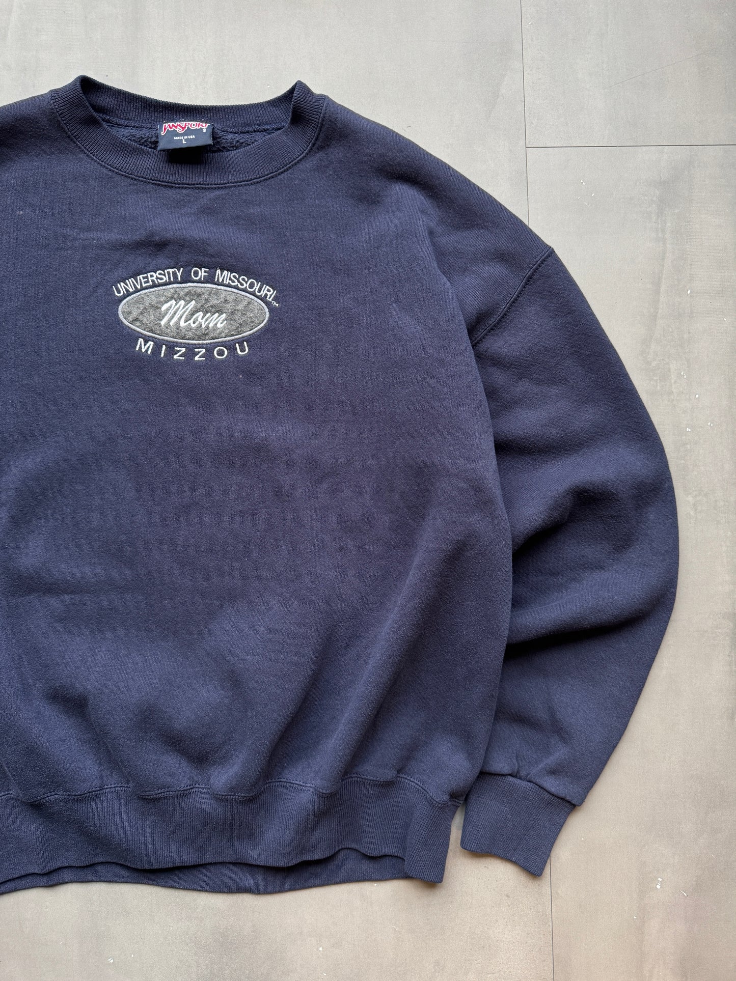 VINTAGE MIZZOU UNIVERSITY NAVY SWEATER - L