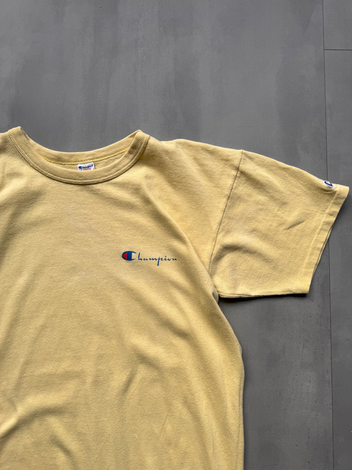 VINTAGE CHAMPION YELLOW TEE - M