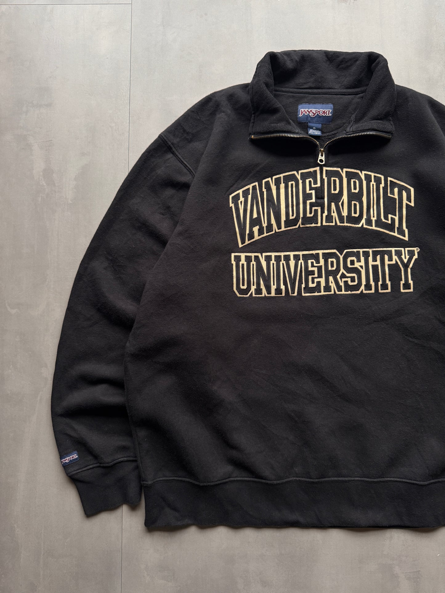 VINTAGE JANSPORT VANDERBILT UNIVERSITY BLACK 1/4 ZIP SWEATER - XL
