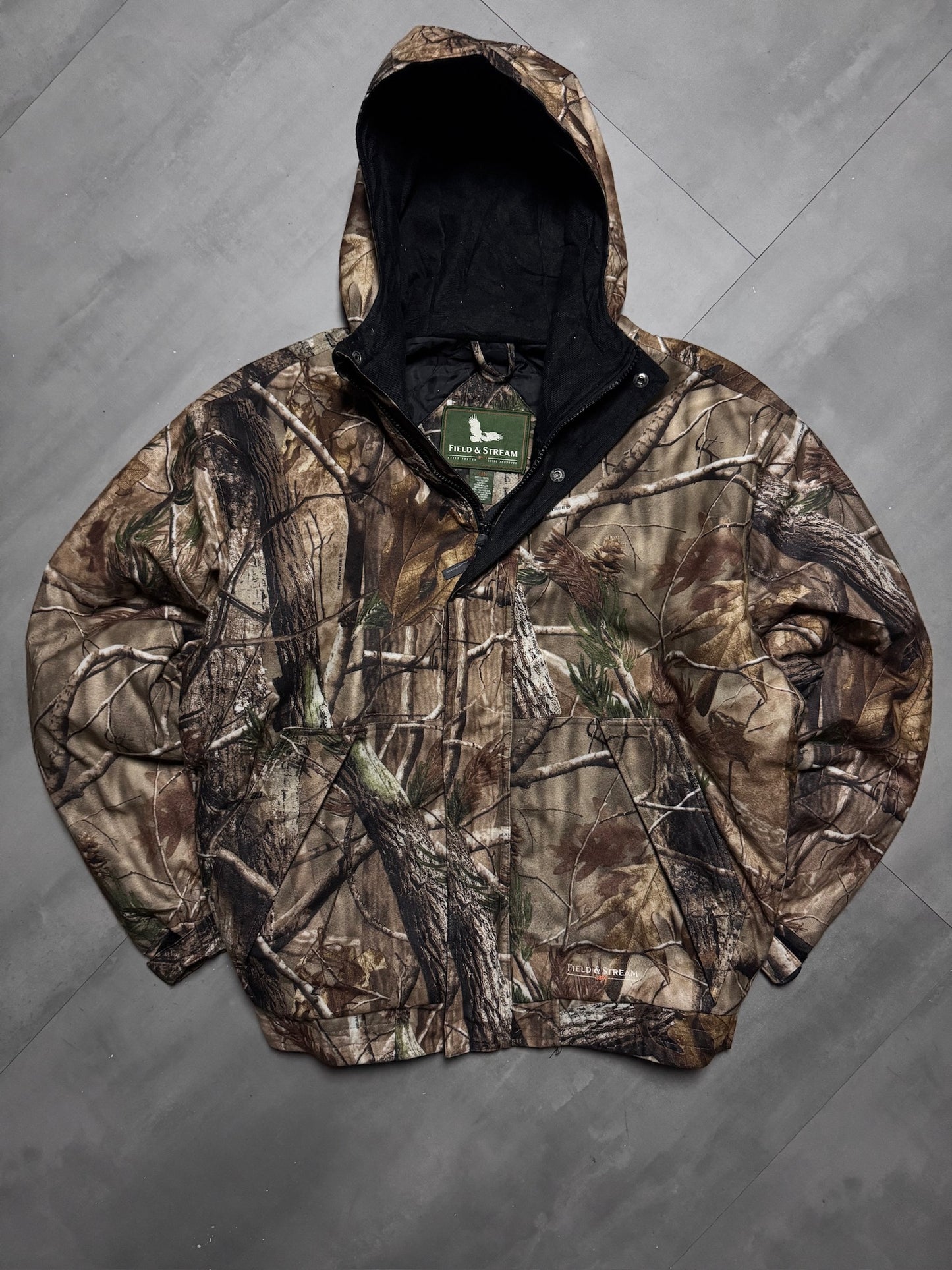 REALTREE FIELD & STREAM JACKET - LARGE