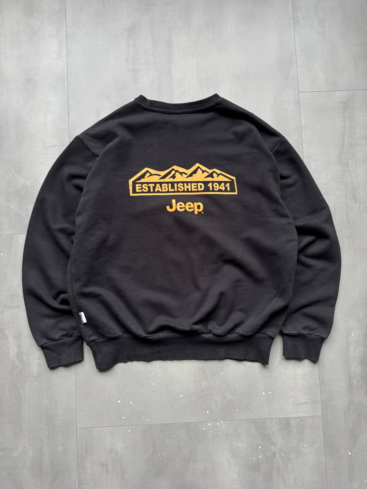 VINTAGE JEEP BLACK SWEATER - M