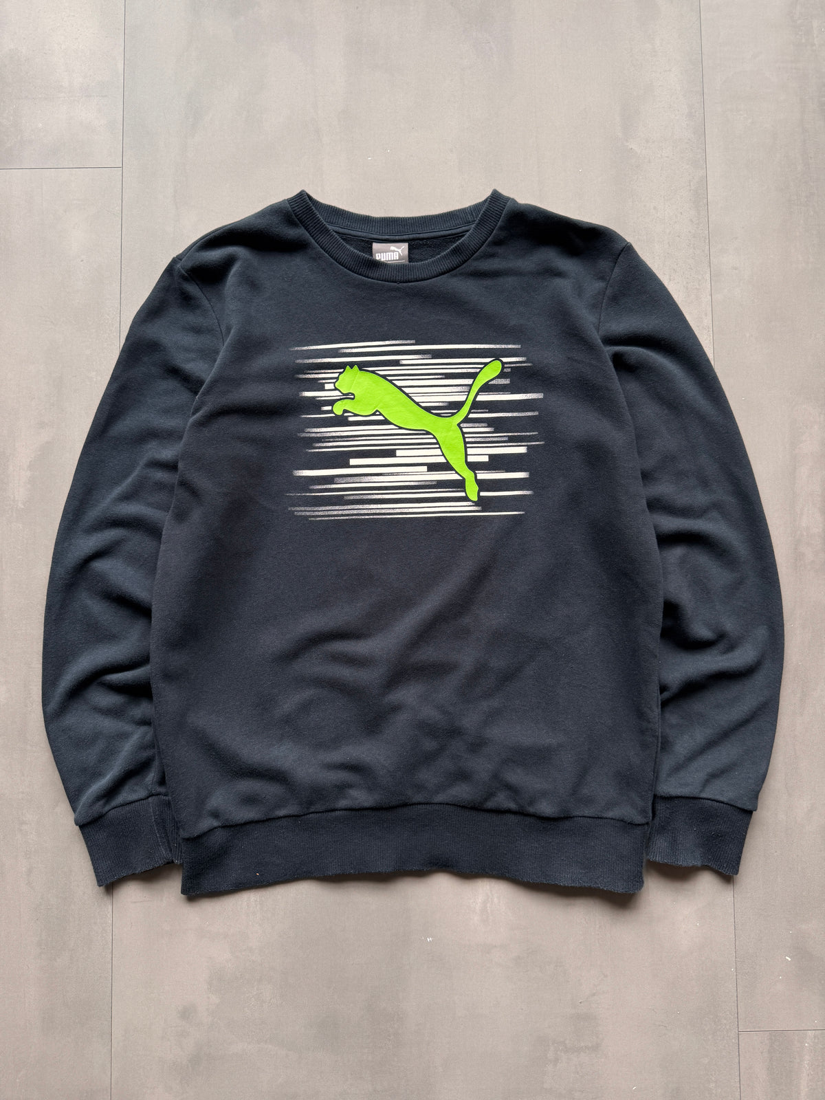 VINTAGE PUMA BLACK SWEATER - S